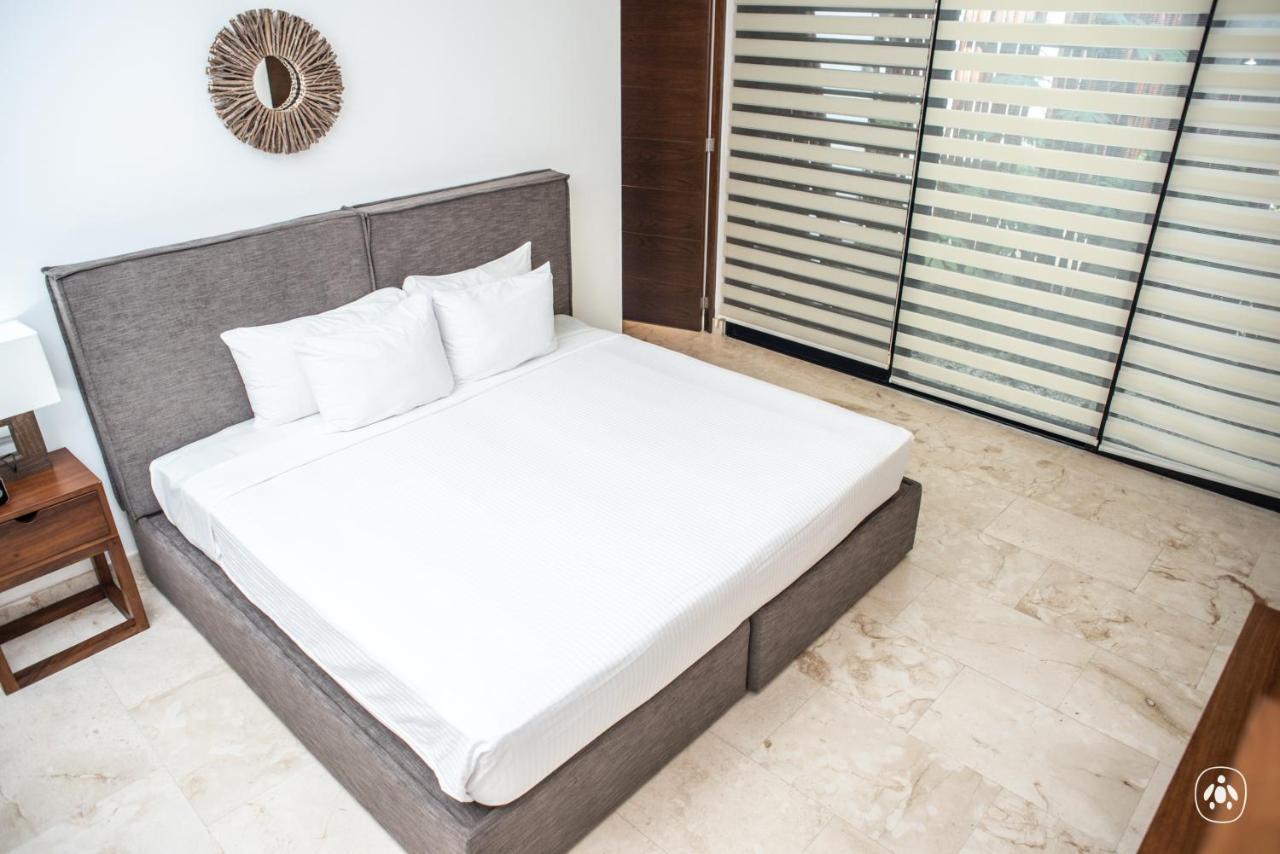 Large Single Room,1259733532:JPEG
