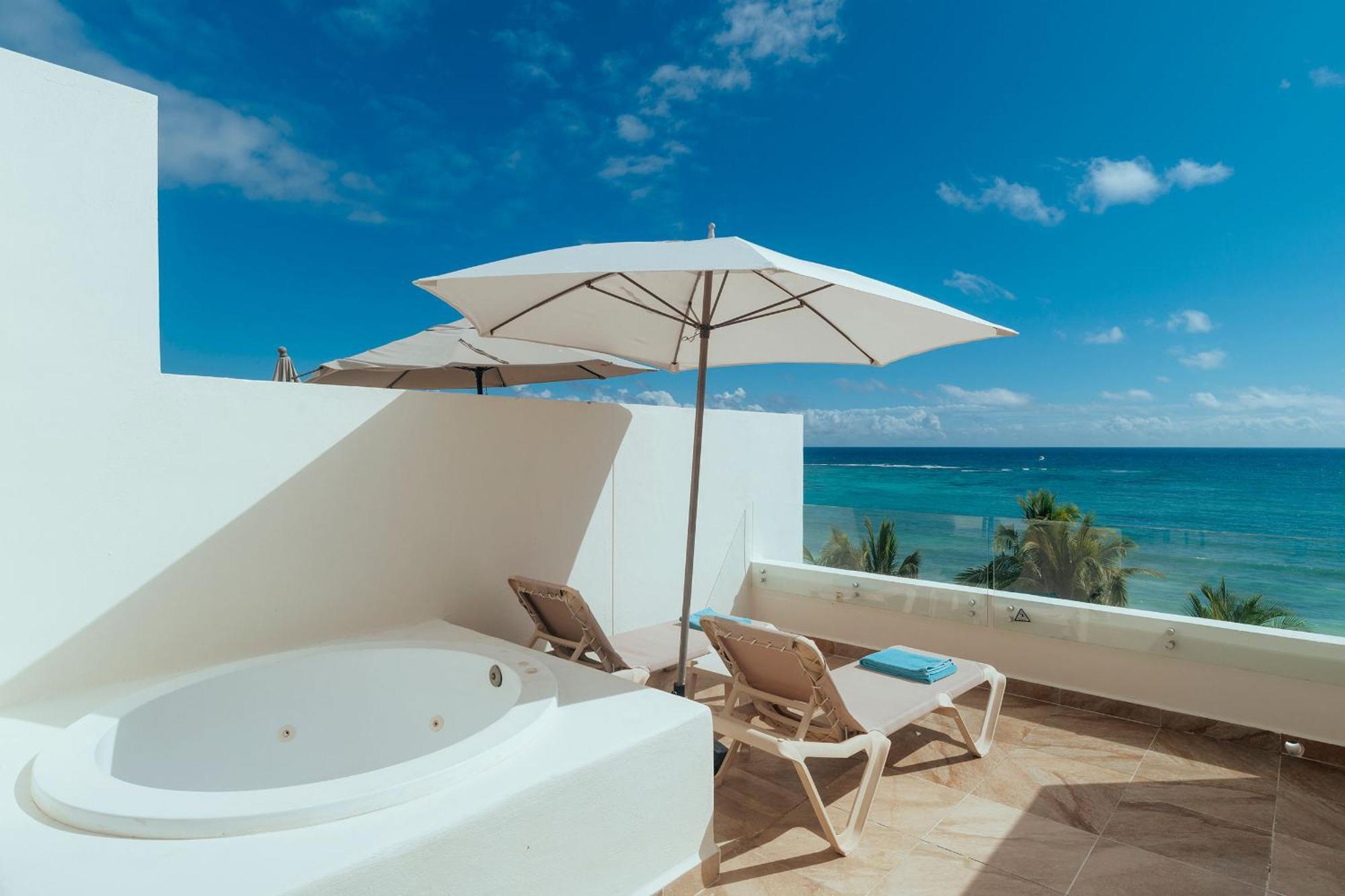 Junior Suite Penthouse Premium Rooftop Ocean Front,1773708231:JPEG